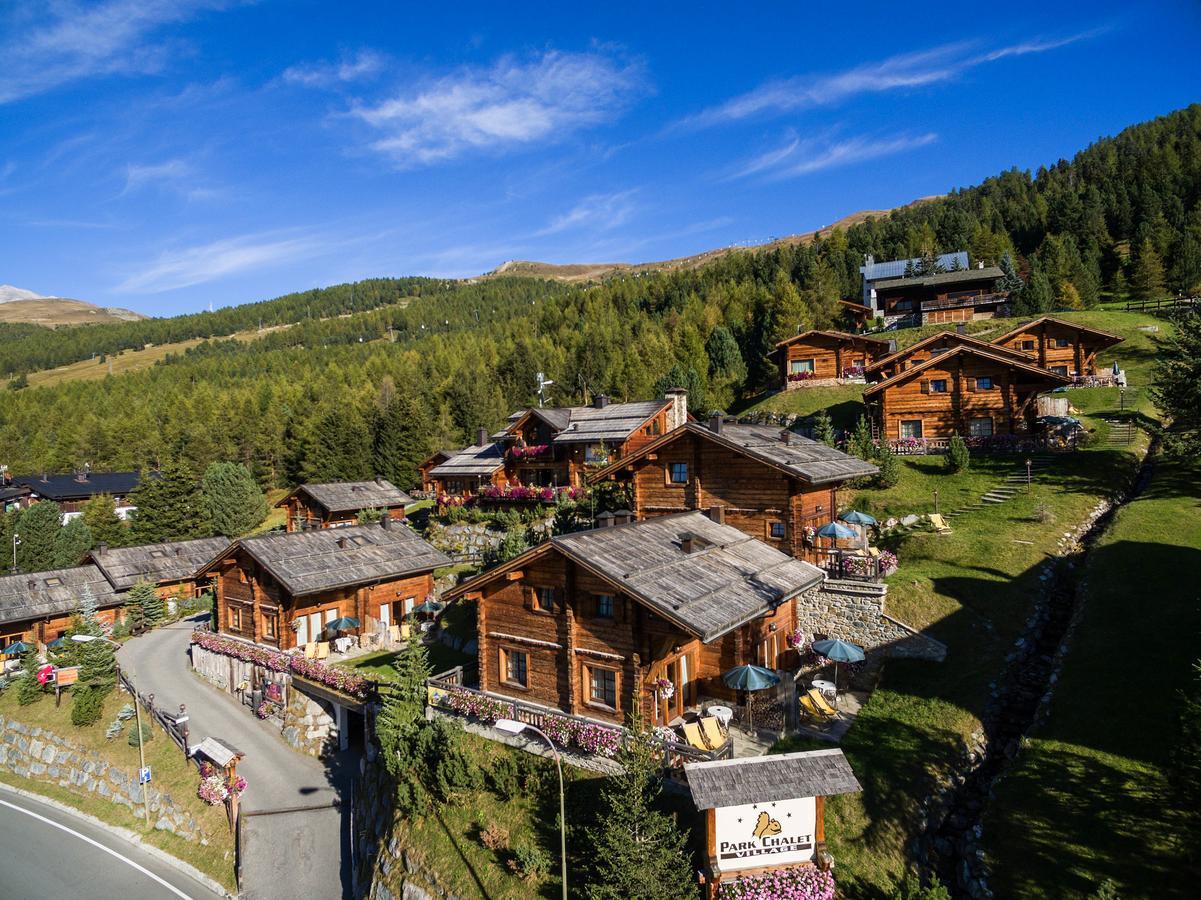 Park Chalet Village Livigno Bagian luar foto